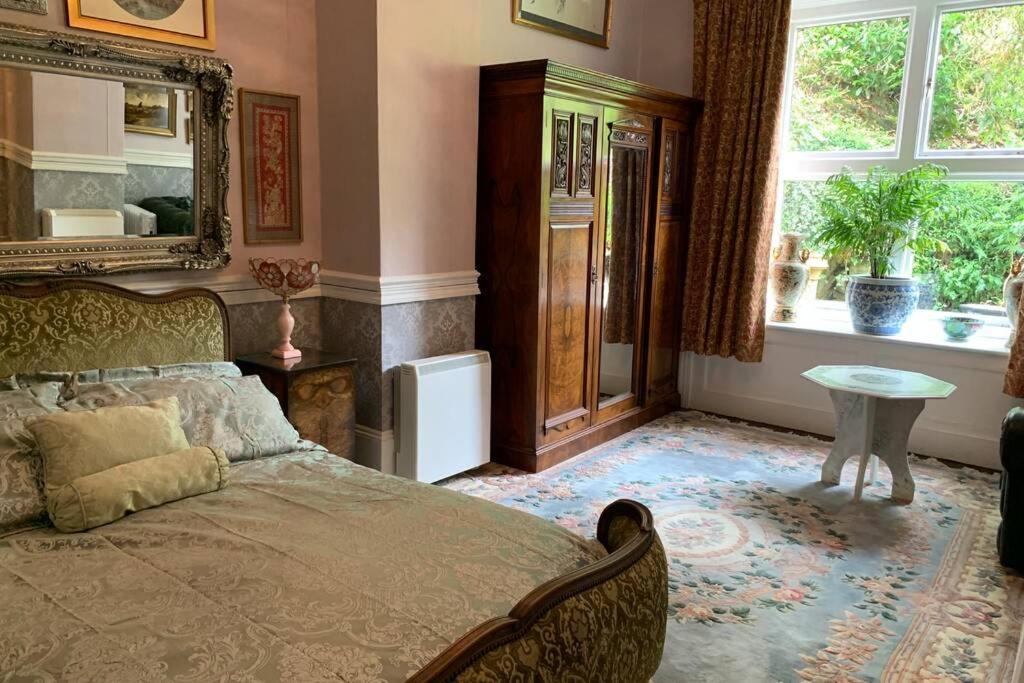Luxurious Apartment In Historic Mansion - Sleeps 7 Ladock Bagian luar foto
