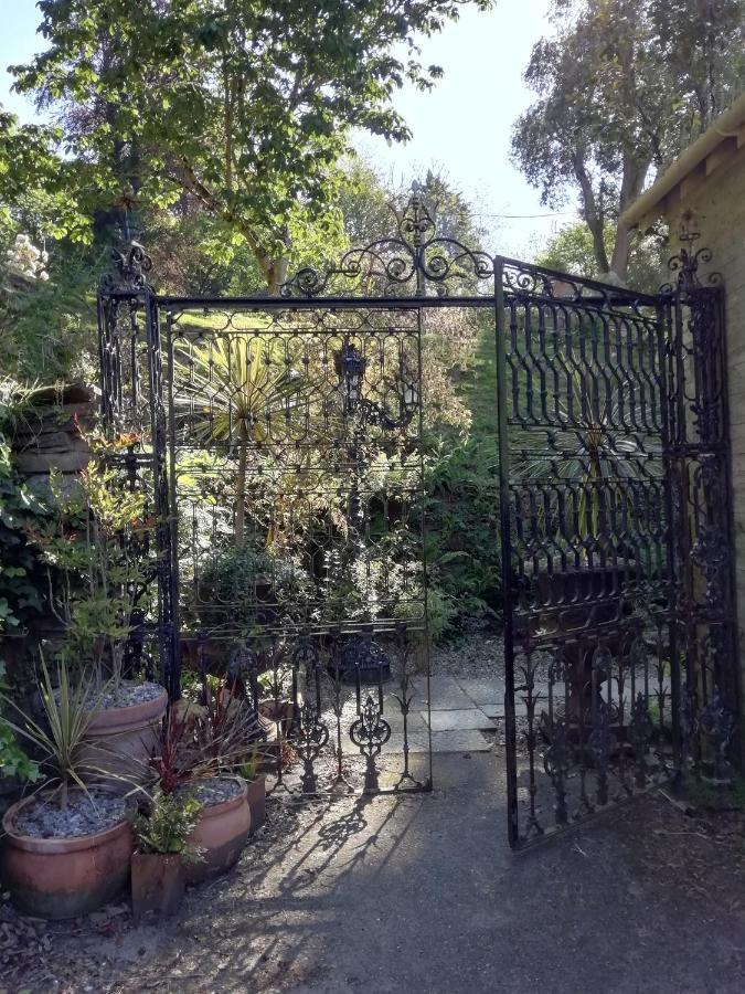 Luxurious Apartment In Historic Mansion - Sleeps 7 Ladock Bagian luar foto